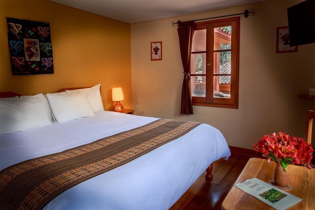 Hotel Pakaritampu Ollantaytambo Esterno foto